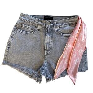 NWT Juicy Couture Grey Denim Shorts with Pink Logo Scarf – Size 25